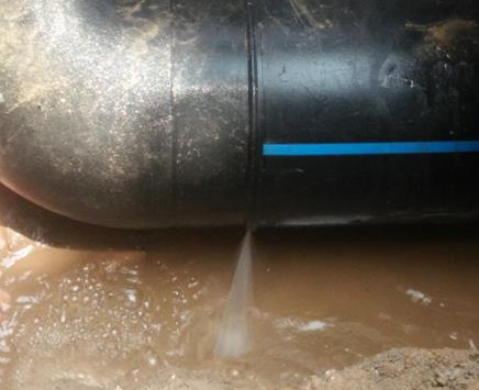 奇台楼顶渗水维修公司为大家分享下奇台卫生间漏水维修修补技术!